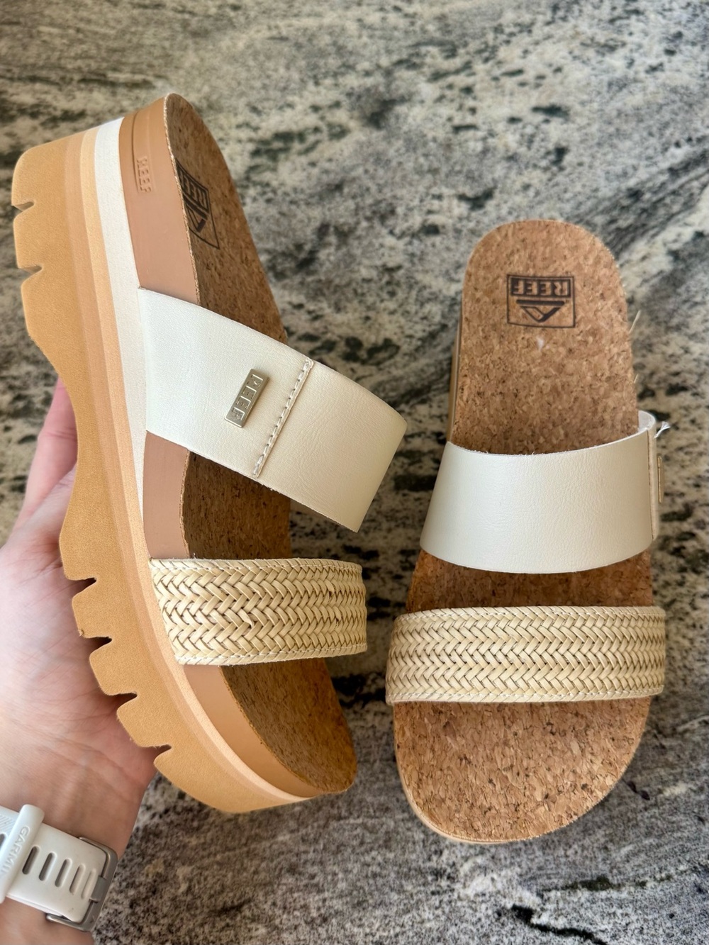 Reef Cushion Vista Hi Platform Sandal in Vintage Braid. EUC. Size 8.